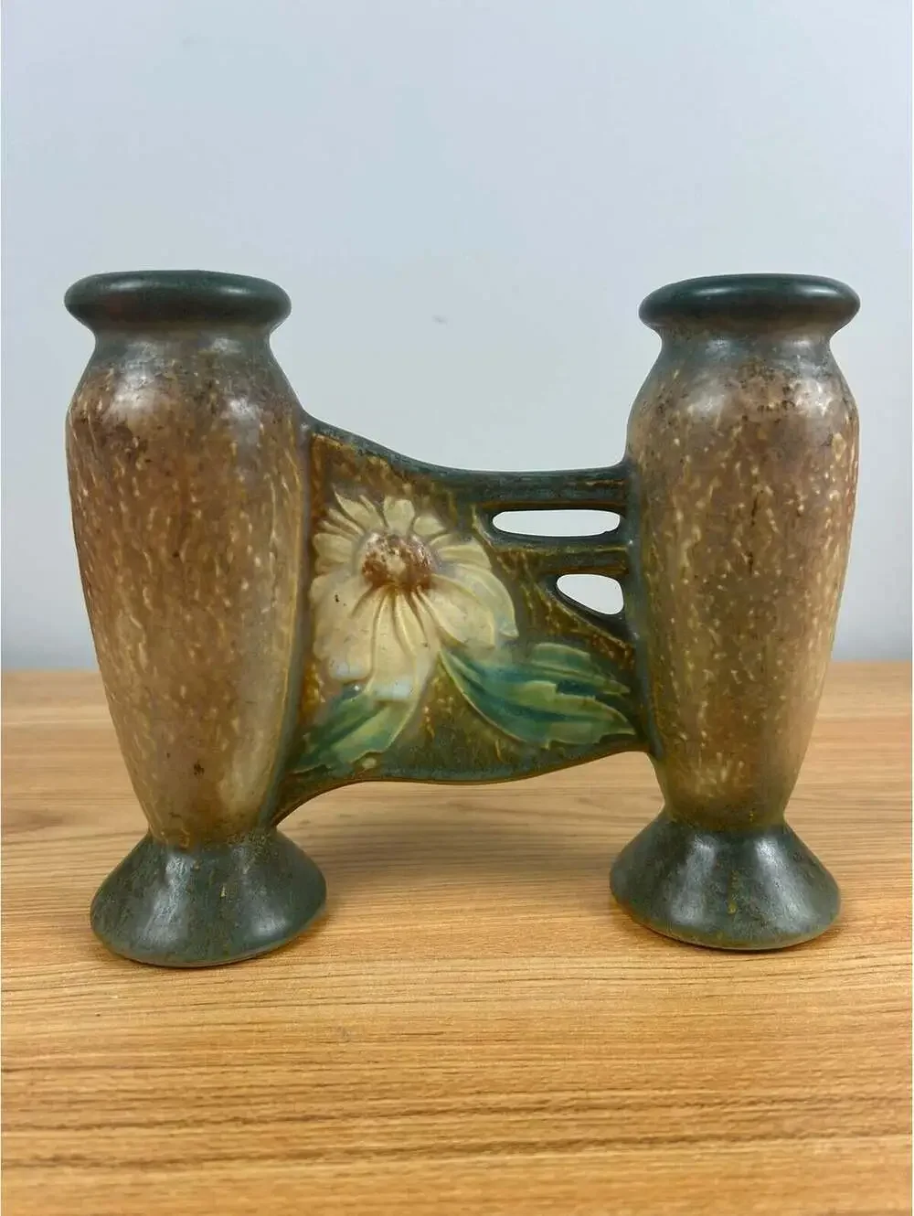 Roseville Pottery Dahlrose Arts & Crafts Double Bud Vase 79-6 Yellow Flower